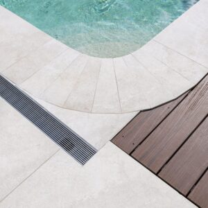 Plastic Strip Drain Kit With SS Heelguard Grate – 75 x 23mm x 2000mm
