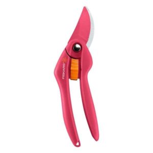 Fiskars Inspiration Bypass Secateurs P26 Ruby
