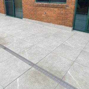 Plastic Strip Drain Kit With SS Heelguard Grate – 100 x 28mm x 1500mm