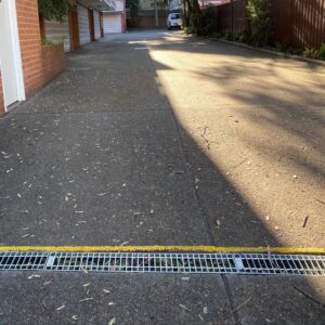 Traditional Galvanised Trench Box Grate & Frame – 125mm x 80mm x 3m