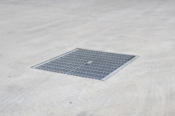 Hinged Sump Grate & Frame – 900 x 600mm – Class D – Civilcast